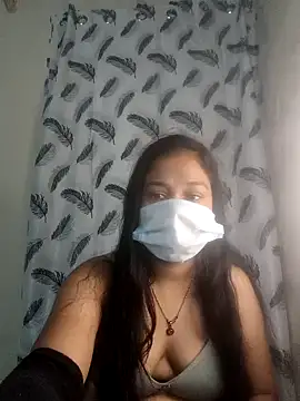 Snapshot of Queen_zara1 chatting on 10-27-25, 07:09 Queen zara1 online show from 10-27-25, 07:09