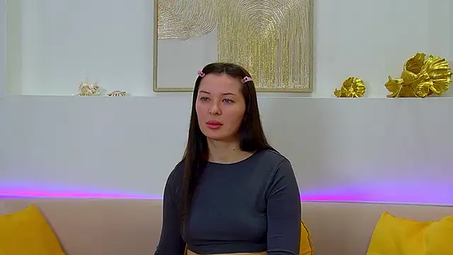 AlexandraBloom online show from 02-10-26, 06:29