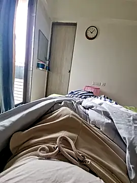 vivanpraj999 online show from 11-04-25, 04:05