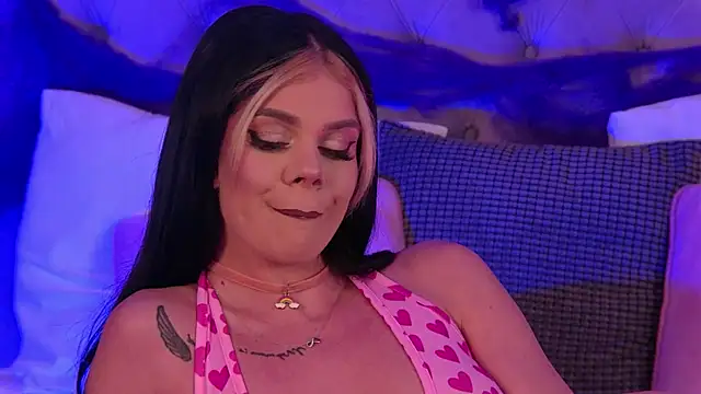 IvyRaven online show from 10-25-25, 05:13