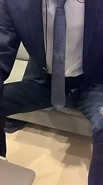 Snapshot of kimkim123123 chatting on 12-22-25, 01:11 kimkim123123 online show from 12-22-25, 01:11