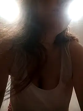 Aria  Dark online show from 12-05-25, 01:05