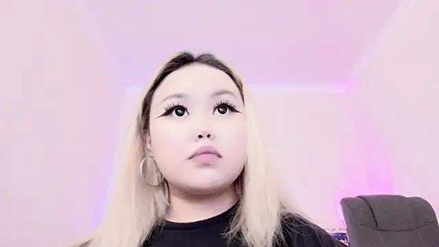 amelia sunlight online show from 02-05-25, 08:25