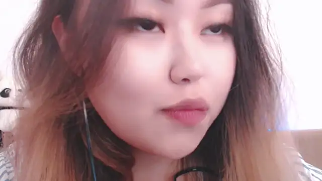 amelia sunlight online show from 04-23-26, 05:36