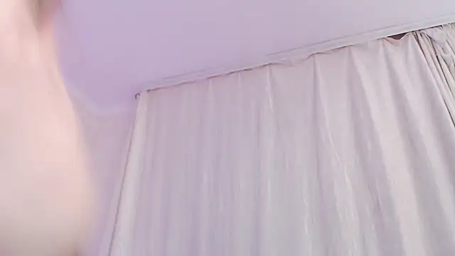 Snapshot of amelia_sunlight chatting on 05-14-26, 05:54 amelia sunlight online show from 05-14-26, 05:54