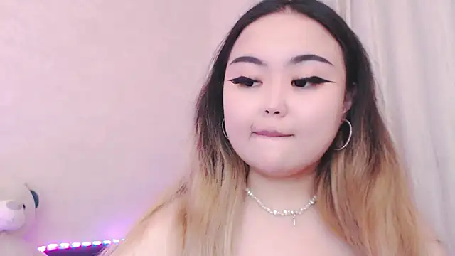 Snapshot of amelia_sunlight chatting on 06-01-26, 05:01 amelia sunlight online show from 06-01-26, 05:01
