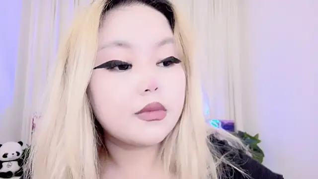 amelia sunlight online show from 03-11-25, 12:44