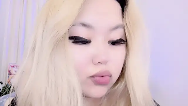 amelia sunlight online show from 03-11-25, 03:47