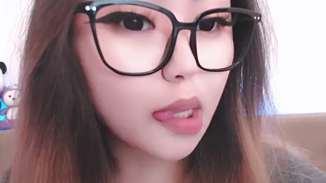 amelia sunlight online show from 04-18-26, 06:10