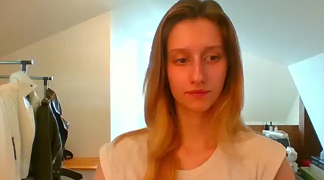 LUNA delight online show from 02-21-25, 10:50