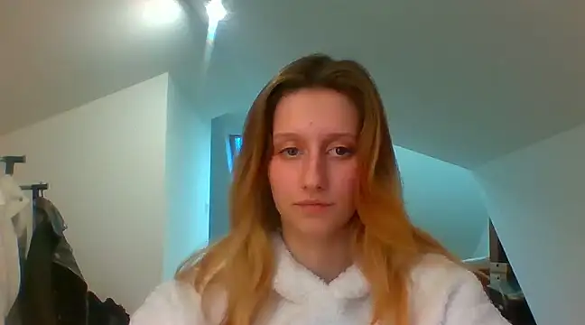 LUNA delight online show from 01-08-25, 02:46