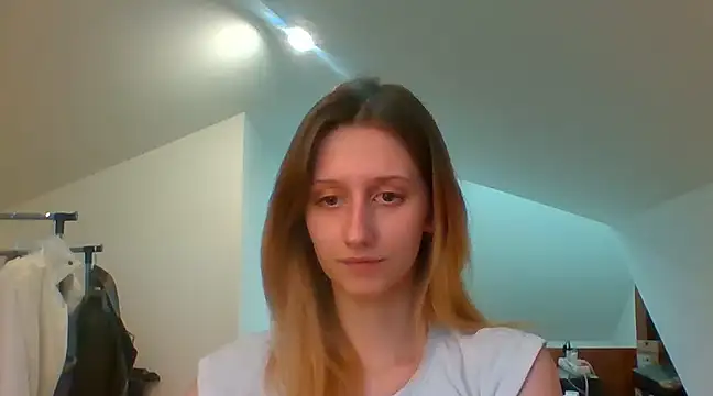 LUNA delight online show from 01-15-25, 02:45