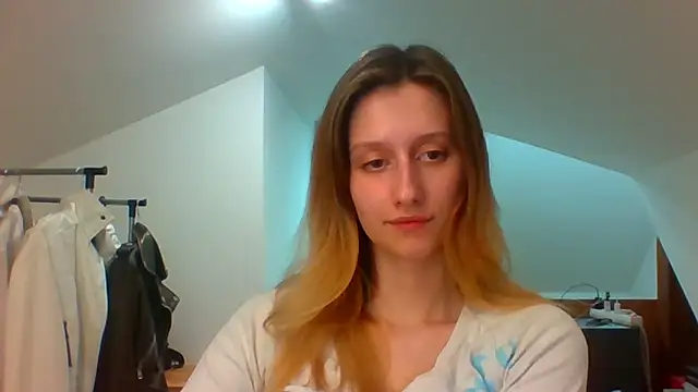 LUNA delight online show from 03-12-25, 06:22