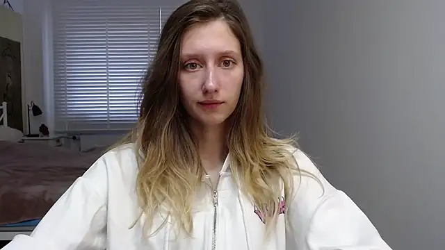 LUNA delight online show from 10-06-25, 05:30