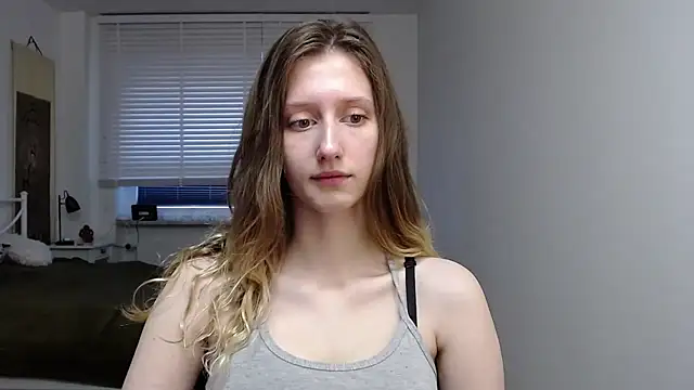 LUNA delight online show from 09-29-25, 05:25