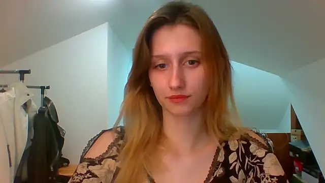 LUNA delight online show from 01-24-25, 05:53