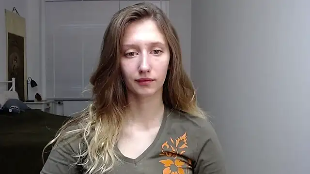 LUNA delight online show from 10-17-25, 05:33