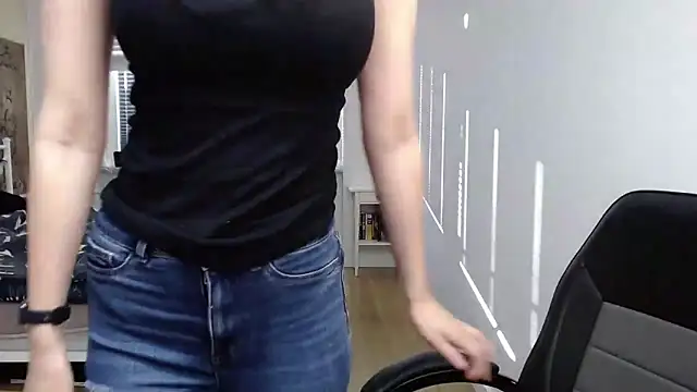 LUNA delight online show from 09-09-25, 05:28