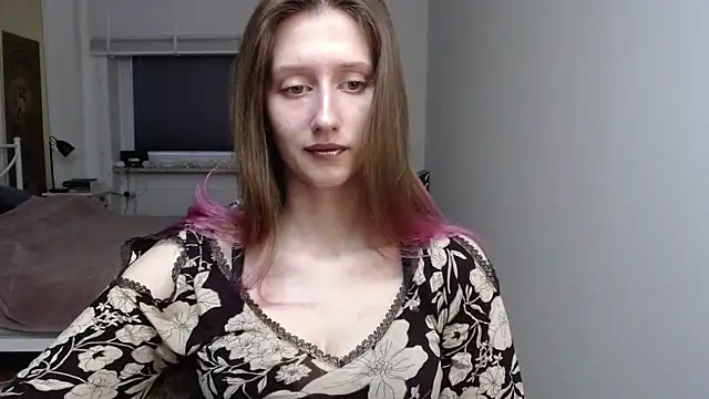 LUNA delight online show from 11-28-25, 06:35