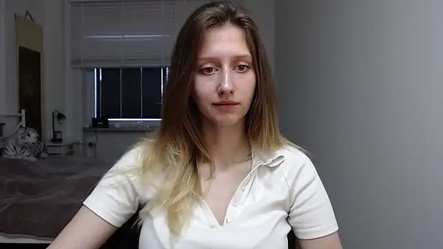 LUNA delight online show from 09-15-25, 05:41