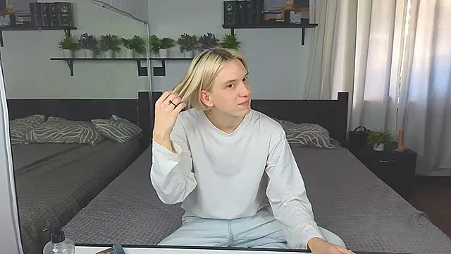 Ron Vils online show from 11-24-25, 08:14