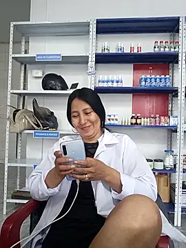 Megan jennerr online show from 11-28-25, 02:28