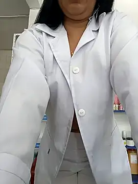 Megan jennerr online show from 10-31-25, 02:24