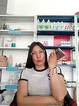 Megan jennerr online show from 03-03-25, 02:39