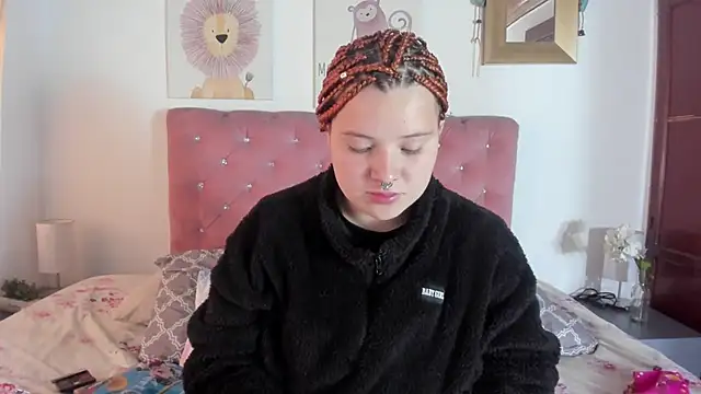 CelessteRedds online show from 09-18-25, 12:41