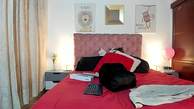 CelessteRedds online show from 03-27-26, 12:06