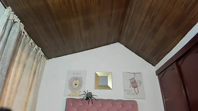 CelessteRedds online show from 10-31-25, 11:40