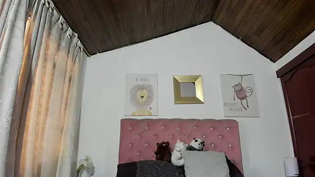 CelessteRedds online show from 12-05-25, 11:31