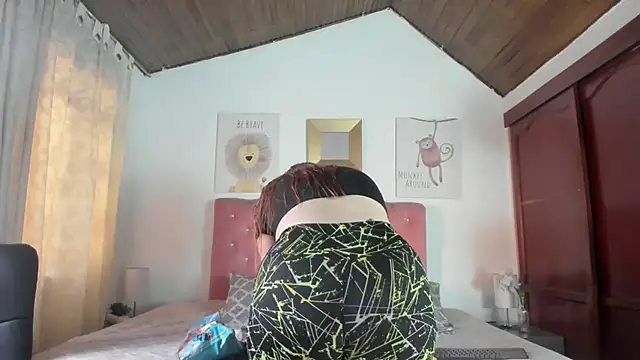 CelessteRedds online show from 10-06-25, 11:22