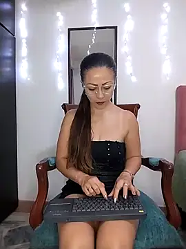 Venus-Wood online show from 03-11-25, 12:44