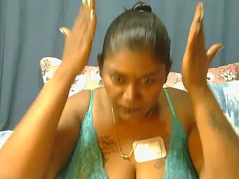 Snapshot of indiansuga chatting on 05-22-26, 04:38 indiansuga online show from 05-22-26, 04:38