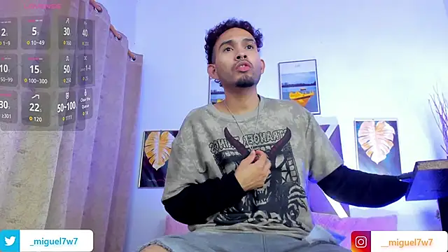 Snapshot of _miguel0 chatting on 11-05-25, 06:55 miguel0 online show from 11-05-25, 06:55