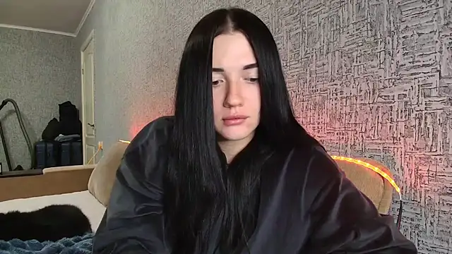 Liana diva online show from 11-12-25, 07:07