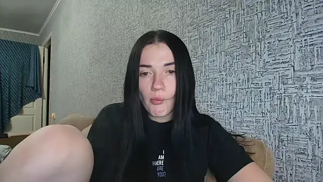 Snapshot of Liana_diva chatting on 02-10-26, 06:40 Liana diva online show from 02-10-26, 06:40