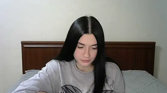 Liana diva online show from 03-12-25, 08:41