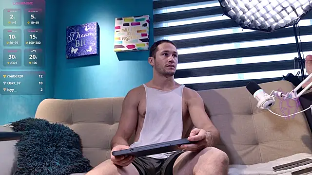 AxelFairchaild online show from 09-13-25, 01:11