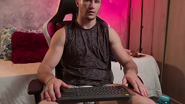 AxelFairchaild online show from 03-04-26, 01:30