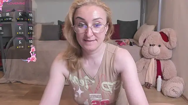 Snapshot of MadissonKiss chatting on 06-20-26, 11:21 MadissonKiss online show from 06-20-26, 11:21