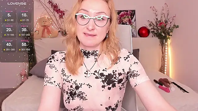 MadissonKiss online show from 11-05-25, 02:47