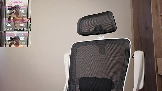 Cristopher23  online show from 12-02-25, 01:13