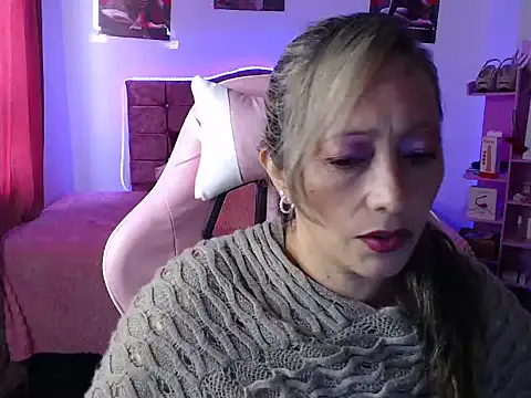 Melanyy 100 online show from 02-20-25, 08:03