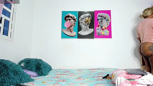 Lilybaudinx96 online show from 12-19-25, 05:32