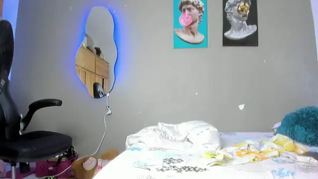 Lilybaudinx96 online show from 01-22-25, 03:31