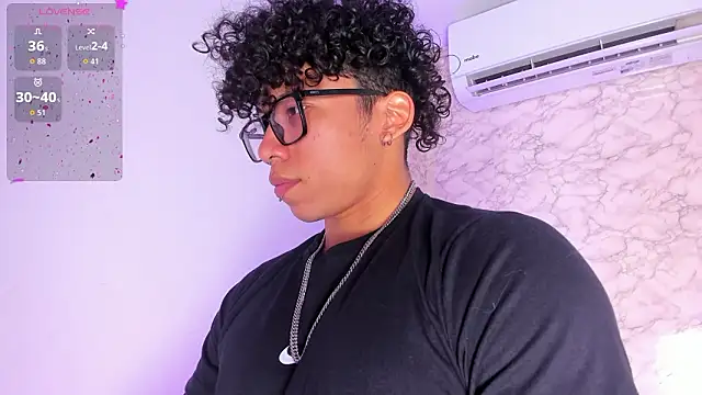 AkazaBoy  online show from 02-19-26, 04:53