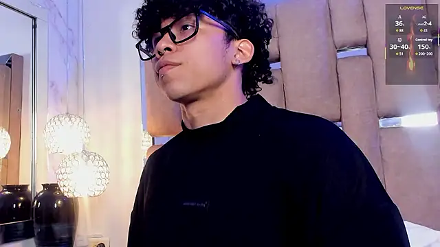 AkazaBoy  online show from 02-24-26, 05:08