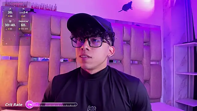 AkazaBoy  online show from 10-31-25, 08:05